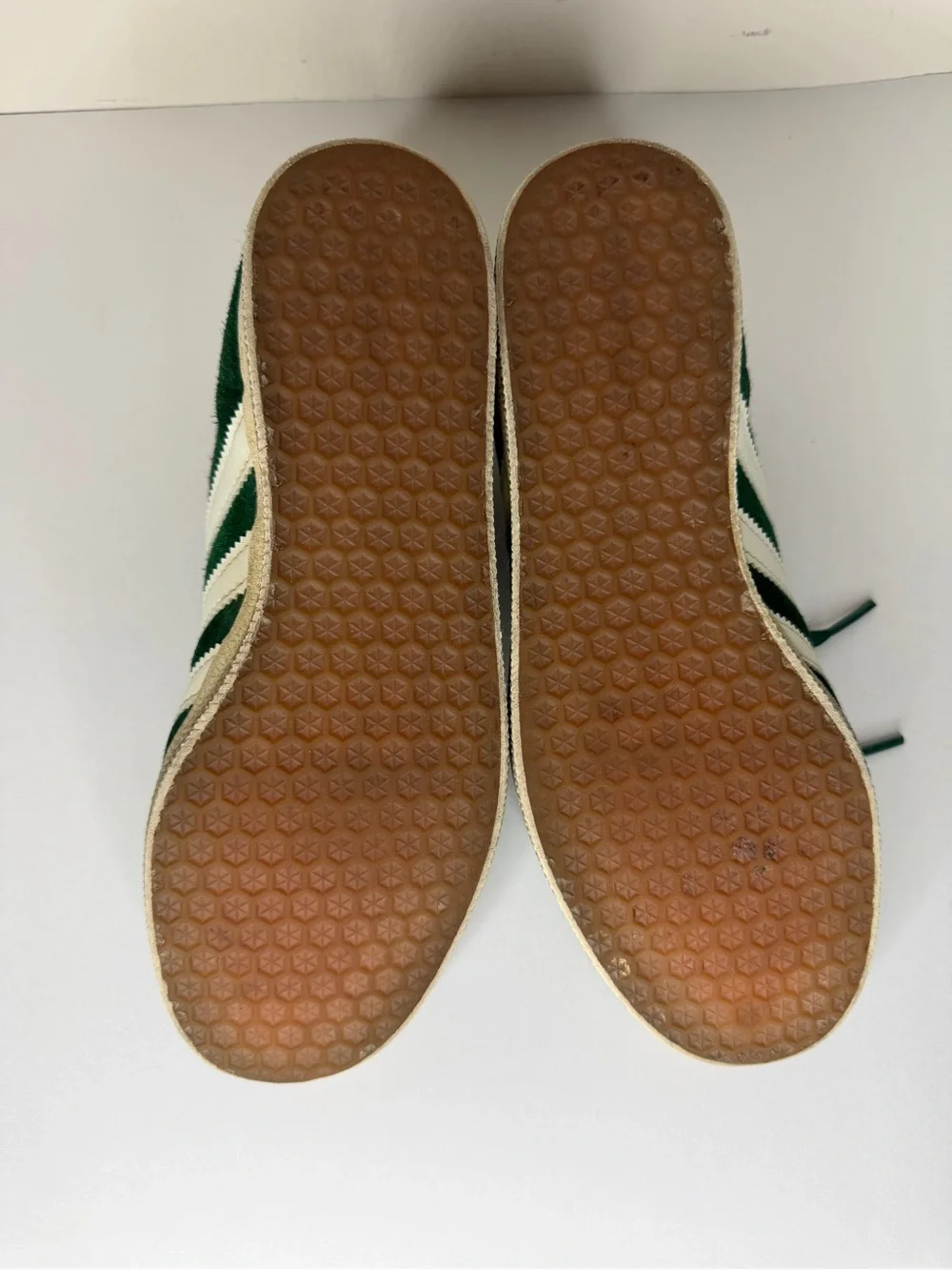 Adidas Originals GAZELLE Shoes Sneaker Men's size 7 Dark  Green Off White GY7338